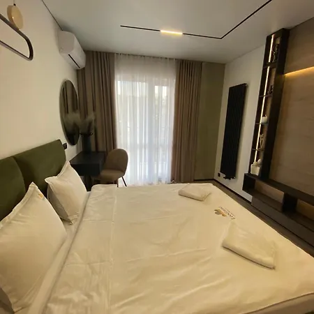 Leogrand Jacuzzi On Shevchenka 27 Lvov